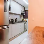 Apartamento duplex recém-reformado em condomínio próximo do centrinho de Campos do Jordão