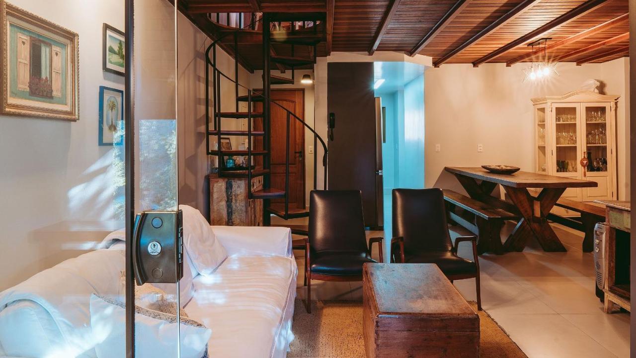 Apartamento Duplex Com Lareira E Tv Smart Em Meio A Natureza *